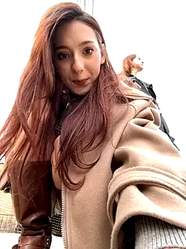 Snapshot of LilluKatten chatting on 11.14.25 LilluKatten online show from 11.14.25