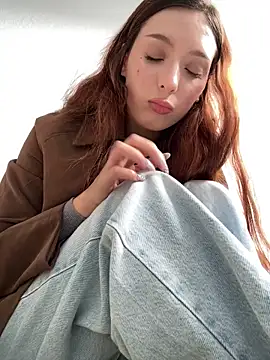 LilluKatten online show from 04.23.26