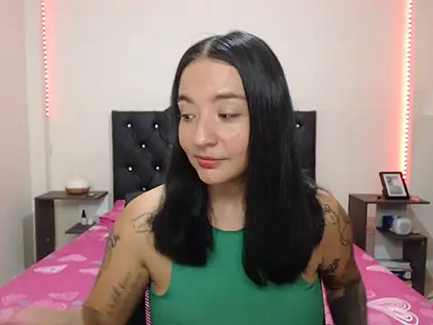 Girlbigtits online show from 11.21.25