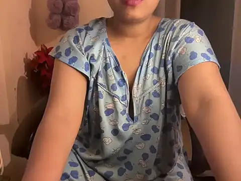 Snapshot of Shilpa_7 chatting on 11.19.25 Shilpa 7 online show from 11.19.25