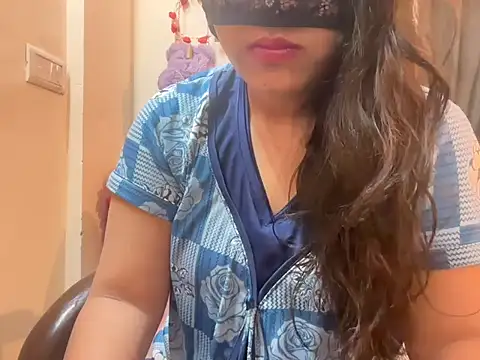 Snapshot of Shilpa_7 chatting on 11.22.25 Shilpa 7 online show from 11.22.25