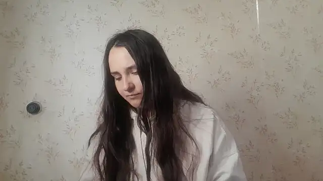Snapshot of VoulezVous_Angel chatting on 04.12.26 VoulezVous Angel online show from 04.12.26