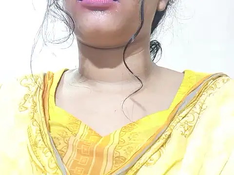 Snapshot of Nancy_queen001 chatting on 11.06.25 Nancy queen001 online show from 11.06.25