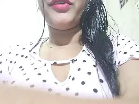 Snapshot of Nancy_queen001 chatting on 11.11.25 Nancy queen001 online show from 11.11.25