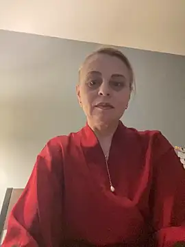 ToriLove777 online show from 11.15.25