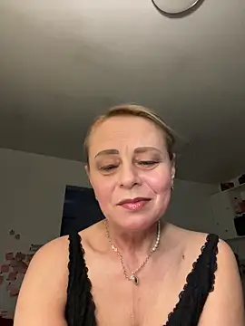 ToriLove777 online show from 11.24.25