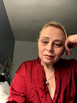 ToriLove777 online show from 12.17.25