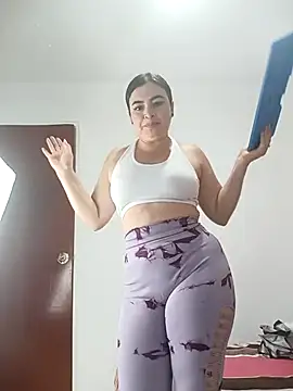 Snapshot of Candy69_ chatting on 11.12.25 Candy69 online show from 11.12.25