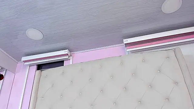 scarlett leblanc  online show from 03.12.26