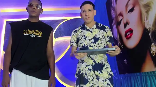 Snapshot of noah_deluxe chatting on 11.02.25 noah deluxe online show from 11.02.25