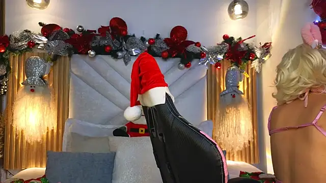 Kat Saky online show from 12.16.25