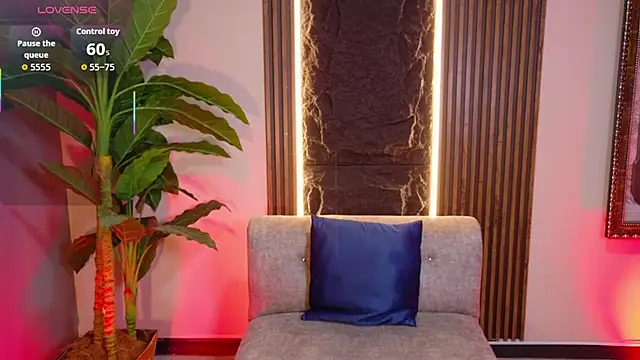 Zooe willss online show from 11.15.25