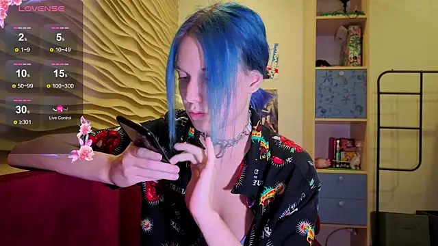 Snapshot of Marci_n chatting on 11.15.25 Marci n online show from 11.15.25