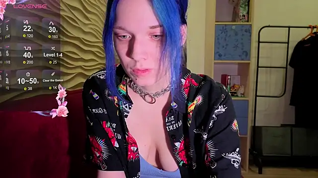 Snapshot of Marci_n chatting on 11.22.25 Marci n online show from 11.22.25