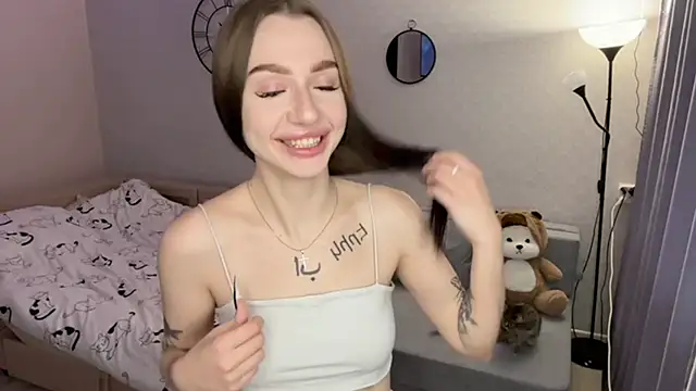  Hey lola  online show from 11.19.25