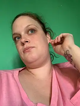 Snapshot of Siddypops99 chatting on 11.18.25 Siddypops99 online show from 11.18.25