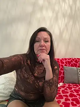 HotLdyllic online show from 02.12.26