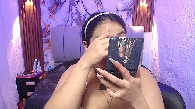 Snapshot of lehia_285 chatting on 11.13.25 lehia 285 online show from 11.13.25