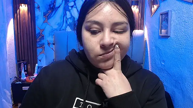 Snapshot of lehia_285 chatting on 02.20.26 lehia 285 online show from 02.20.26