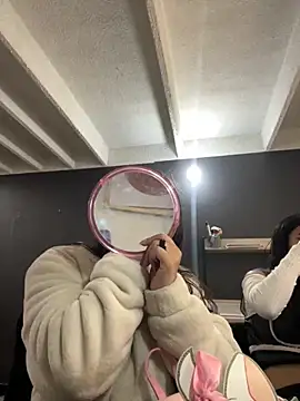 Camila Duarte  online show from 11.18.25