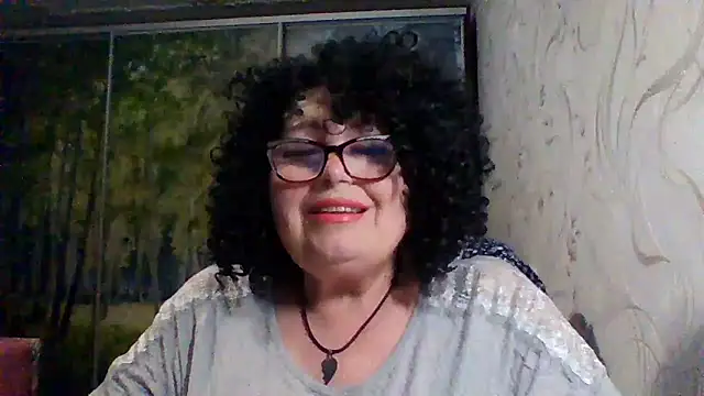 Snapshot of Milaniya606 chatting on 05.28.26 Milaniya606 online show from 05.28.26