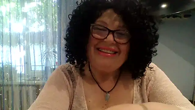 Snapshot of Milaniya606 chatting on 06.11.26 Milaniya606 online show from 06.11.26