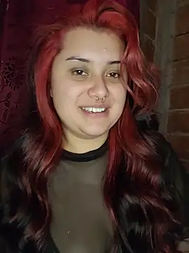 CurvyNoir online show from 01.05.26