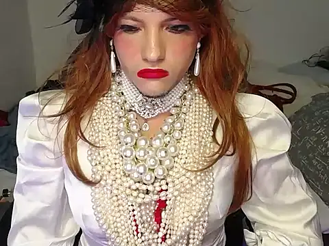 VanesaCrossic online show from 10.30.25