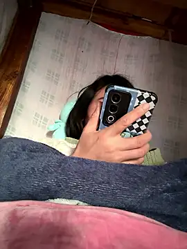 Snapshot of daaqnn chatting on 01.08.26 daaqnn online show from 01.08.26