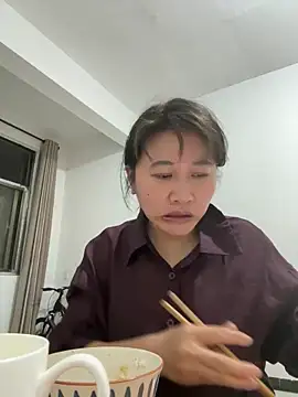 Snapshot of daaqnn chatting on 04.08.26 daaqnn online show from 04.08.26