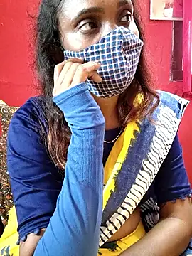 Snapshot of Queen-dhivya chatting on 12.02.25 Queen-dhivya online show from 12.02.25