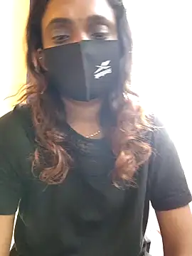 Snapshot of Queen-dhivya chatting on 12.15.25 Queen-dhivya online show from 12.15.25