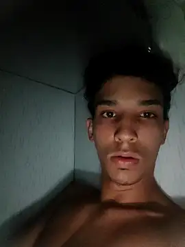 sougostoso18 online show from 10.31.25