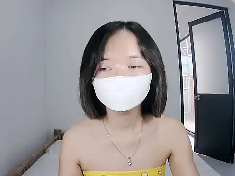 Snapshot of 10tb chatting on 11.27.25 10tb online show from 11.27.25