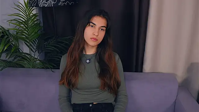 JoelleAter online show from 11.01.25