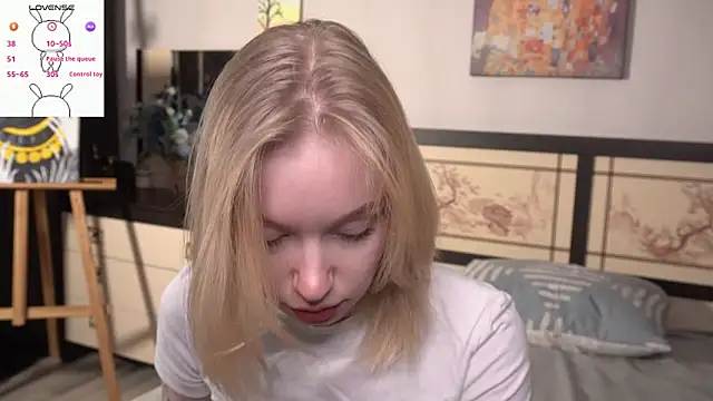 Snapshot of ShanelTunon chatting on 11.27.25 ShanelTunon online show from 11.27.25