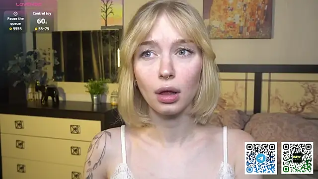 Snapshot of ShanelTunon chatting on 12.05.25 ShanelTunon online show from 12.05.25