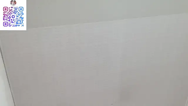 Snapshot of Victoria_Founta1n chatting on 11.13.25 Victoria Founta1n online show from 11.13.25