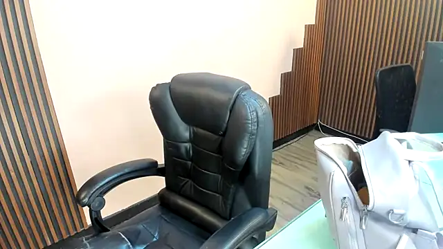 desk desire online show from 12.16.25