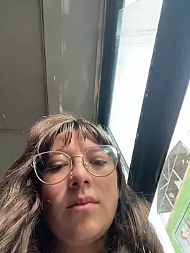 Snapshot of Engel_fiiree chatting on 11.03.25 Engel fiiree online show from 11.03.25