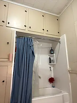 Snapshot of tgetnasty chatting on 11.17.25 tgetnasty online show from 11.17.25