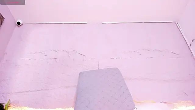 Violettaevans  online show from 01.06.26