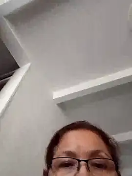 Snapshot of Cessi50 chatting on 02.13.26 Cessi50 online show from 02.13.26