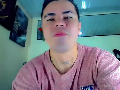 Snapshot of Sebastian_Loaiza chatting on 11.09.25 Sebastian Loaiza online show from 11.09.25