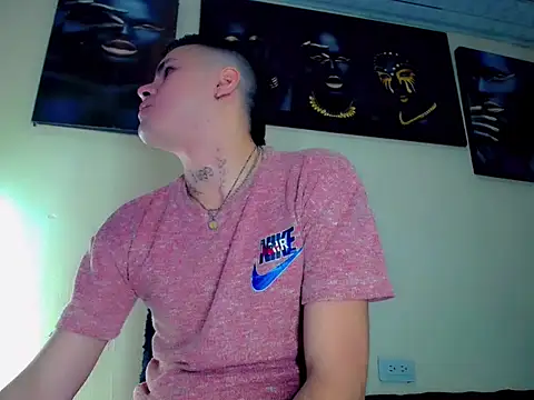 Snapshot of Sebastian_Loaiza chatting on 11.11.25 Sebastian Loaiza online show from 11.11.25