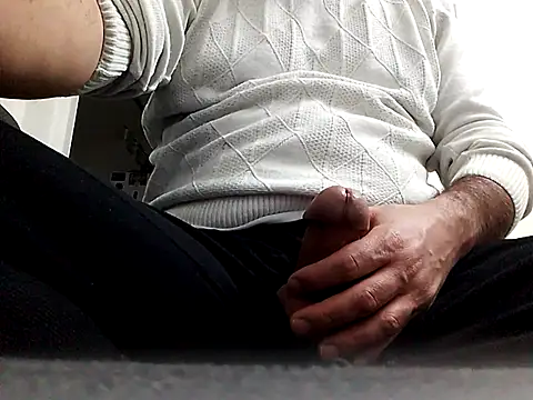 Snapshot of saban_akdogan chatting on 12.04.25 saban akdogan online show from 12.04.25