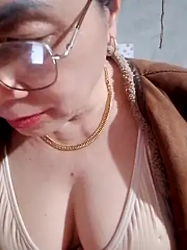 Snapshot of small-house123 chatting on 01.16.26 small-house123 online show from 01.16.26