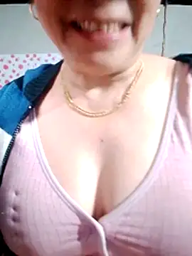 Snapshot of small-house123 chatting on 01.19.26 small-house123 online show from 01.19.26