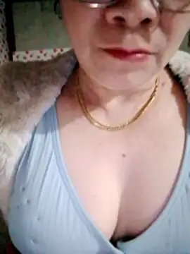 Snapshot of small-house123 chatting on 02.01.26 small-house123 online show from 02.01.26