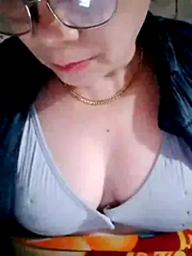 Snapshot of small-house123 chatting on 02.03.26 small-house123 online show from 02.03.26